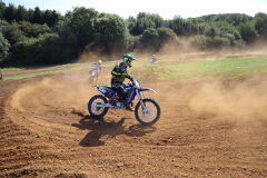 champs-parc-motocross-0402